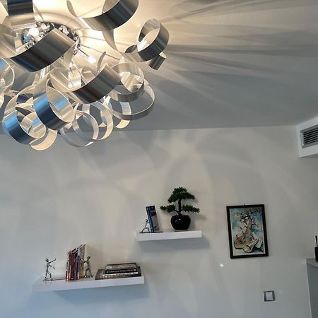Quiet Apartment In The Centre Прага Экстерьер фото