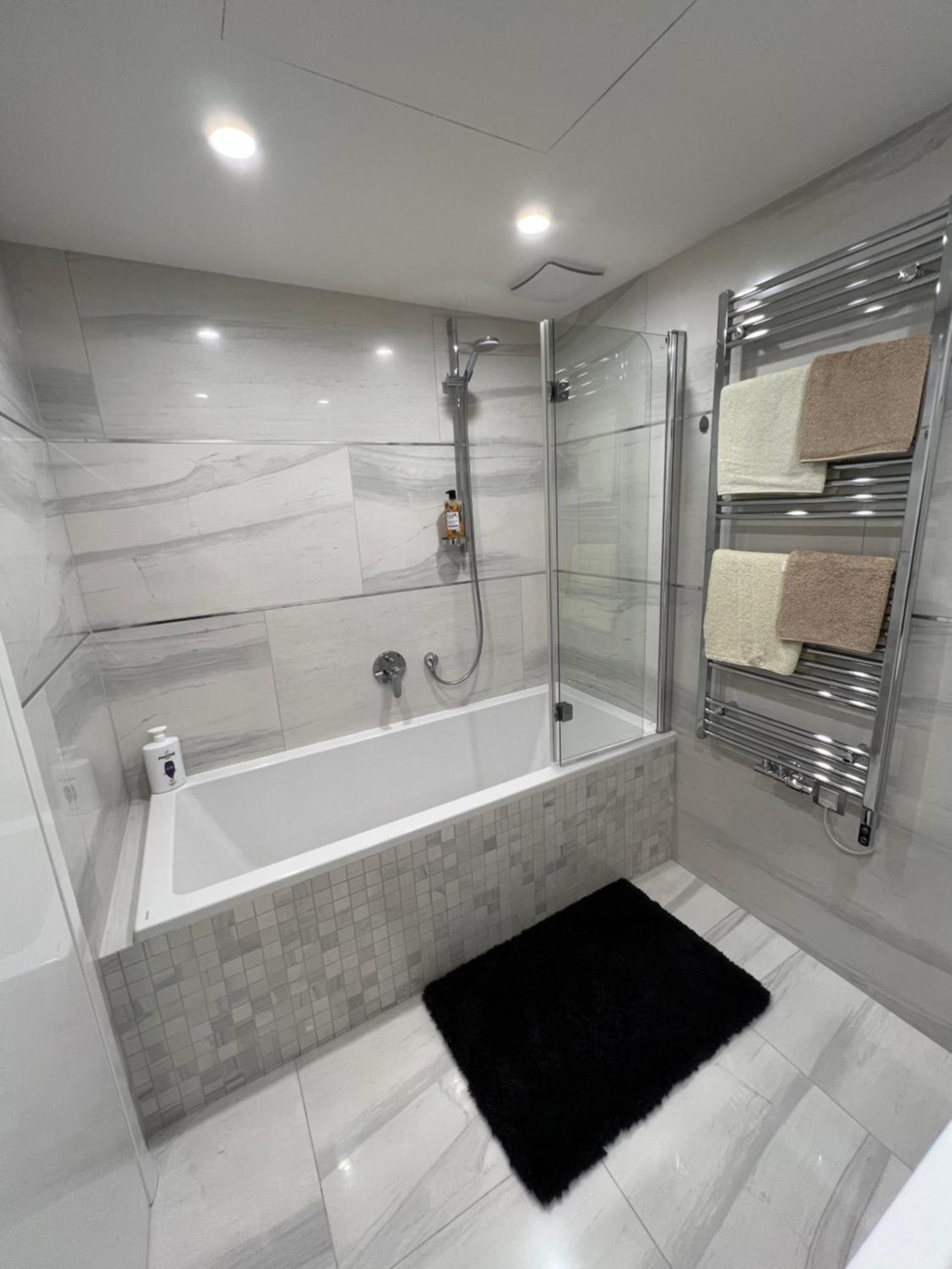 Quiet Apartment In The Centre Прага Экстерьер фото